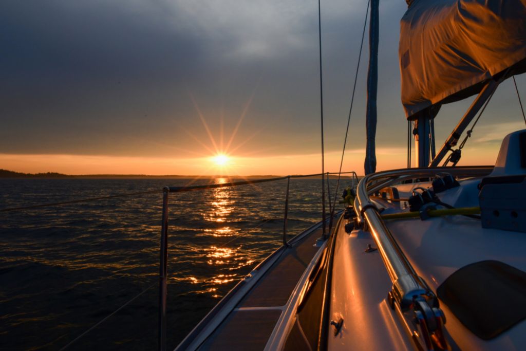 Chartering a Yacht Close to Home – The GlobeSailor