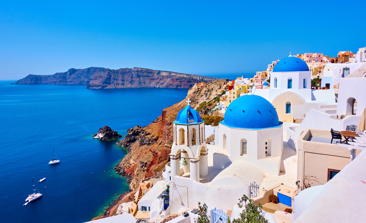 Sail Away to Paradise: Exploring the Breathtaking Greek Waters – The GlobeSailor