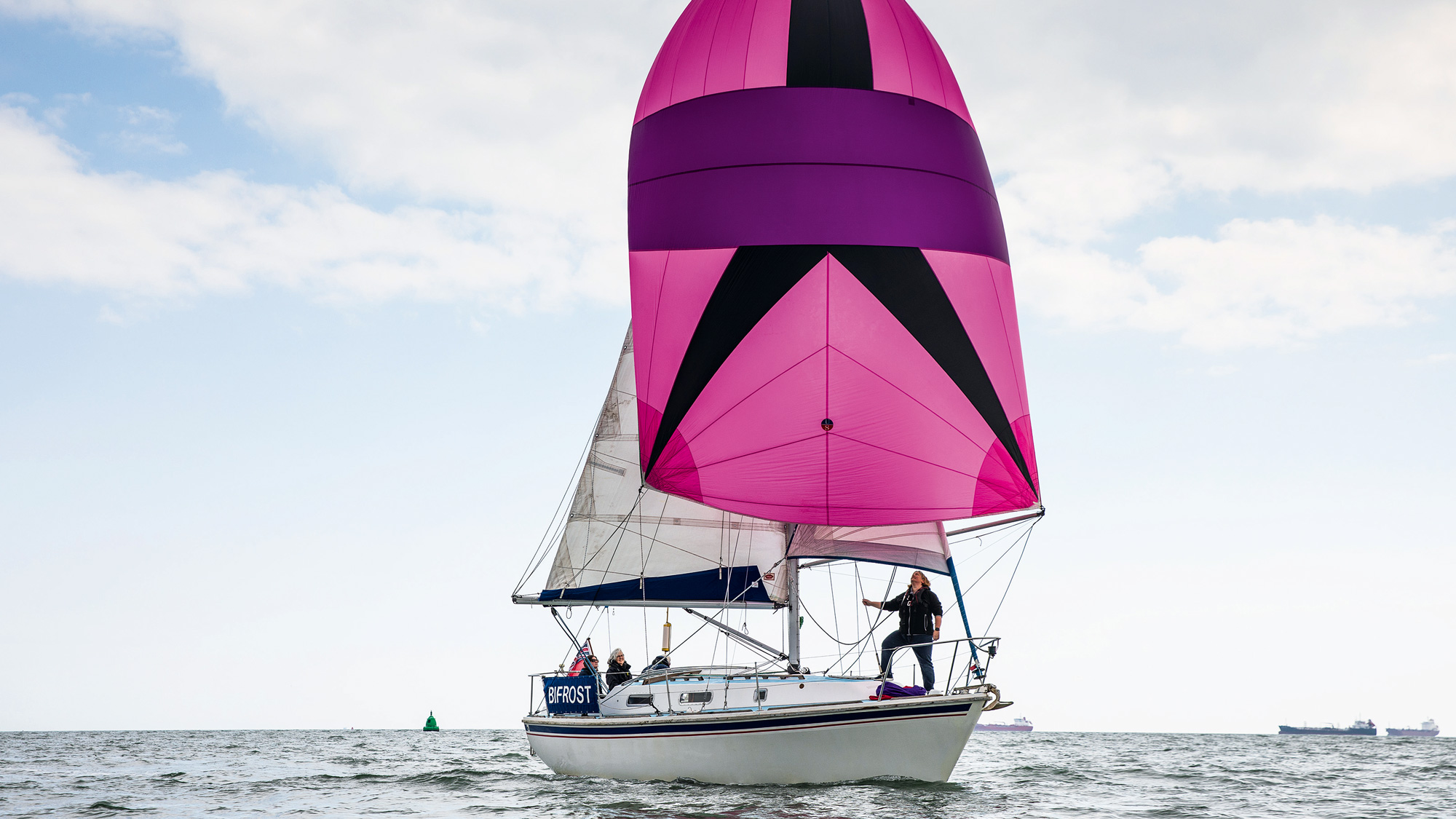 Spinnaker handling: an experts full guide to using the kite