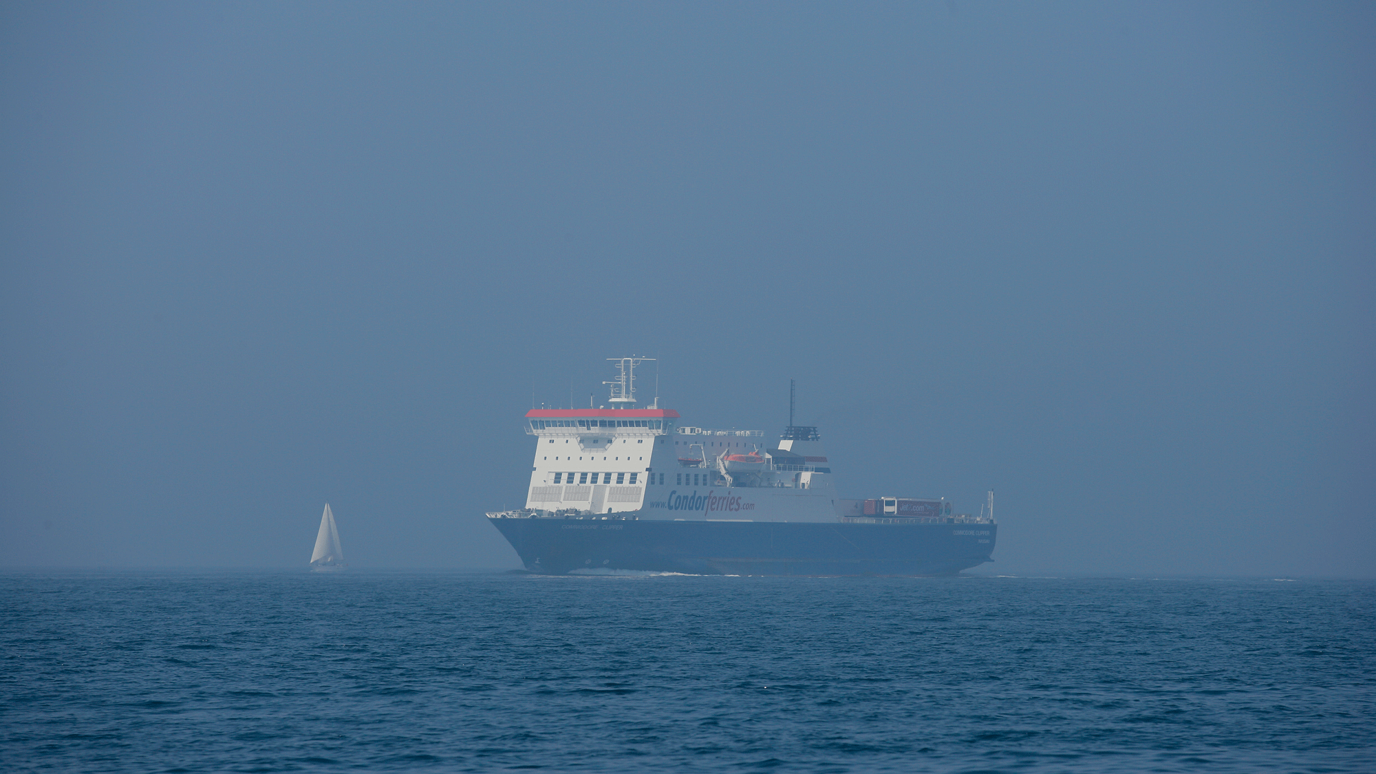 How to keep clear of shipping in fog