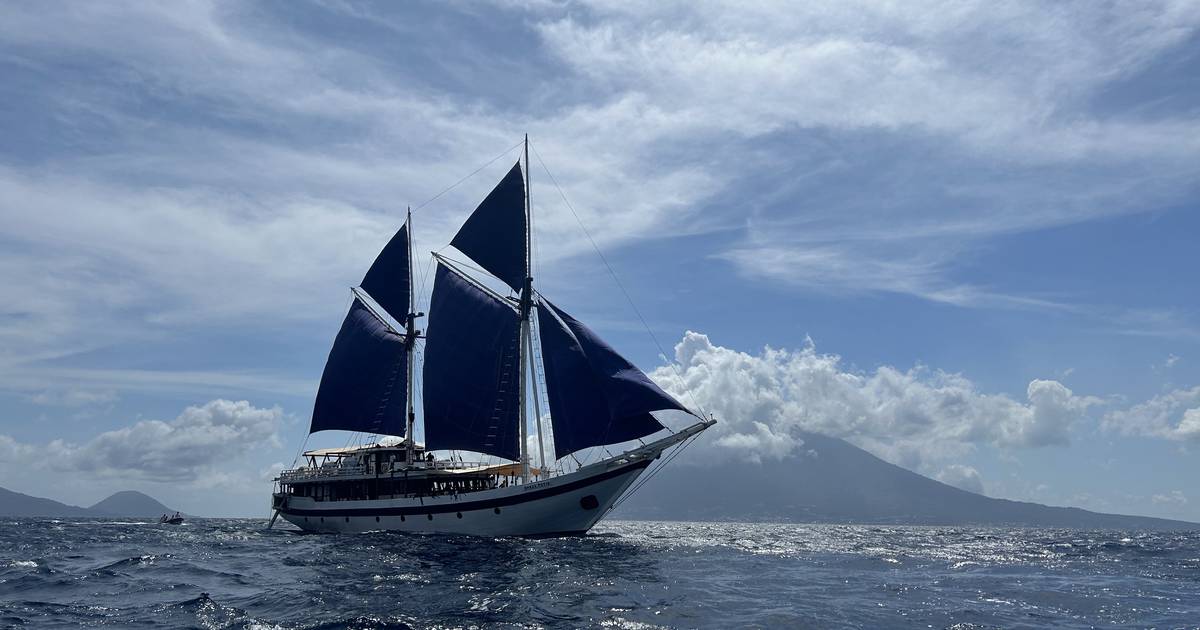 A blissful, 12-day phone-free sailing trip around the Spice Islands – The Irish Times