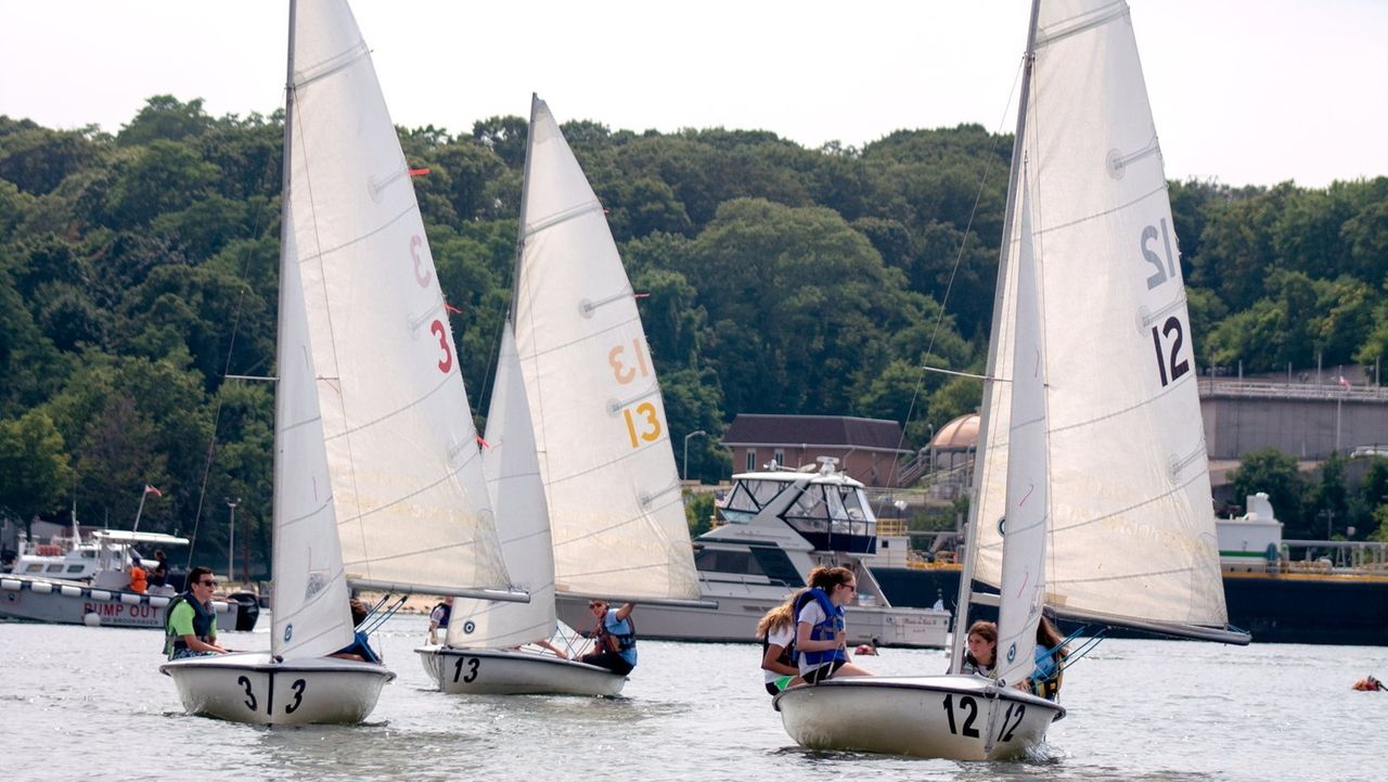 Sailing lessons on Long Island: What to know