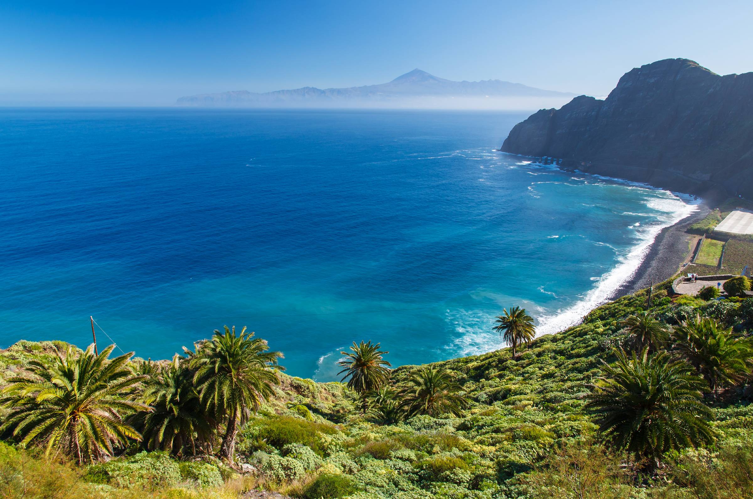 Why Canary Island Weather Makes It Year-Round Sailing Spot